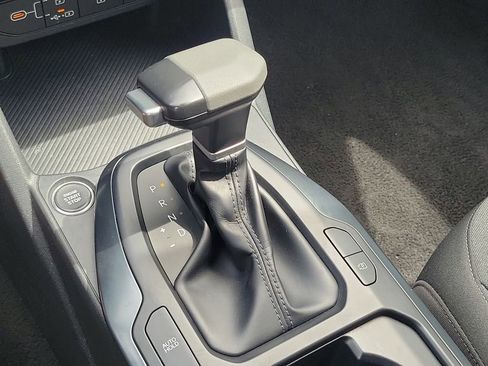 Used 2025 Kia K4 FWD image 32