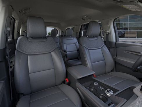 New 2025 Ford Explorer Active w/ Active Comfort Package image 10