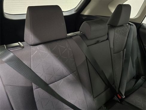 Used 2022 Toyota RAV4 XLE image 23