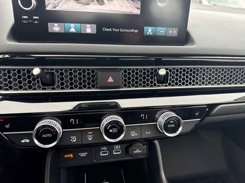 Used 2024 Honda Civic Touring image 30