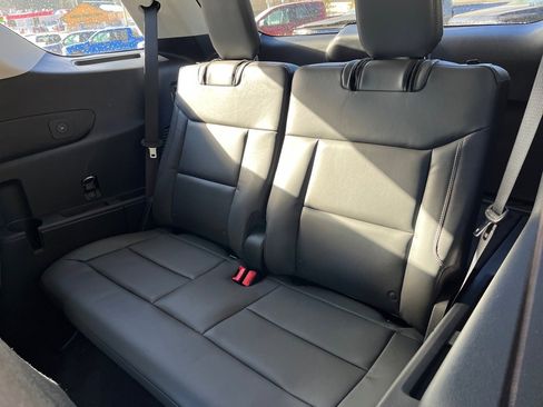 New 2026 Ford Explorer Active w/ Active Comfort Package AWD/4WD image 12