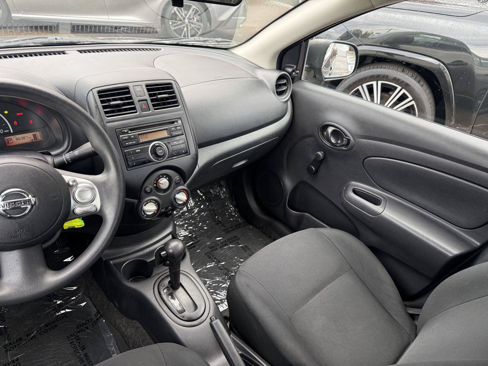Used 2014 Nissan Versa S Plus FWD image 12