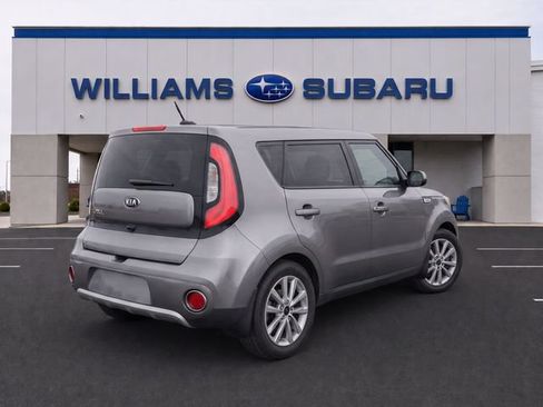 Used 2018 Kia Soul + w/ Audio Package FWD image 8