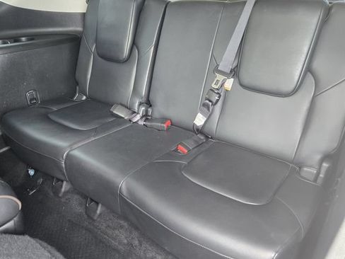 Used 2023 Nissan Armada Platinum w/ Captain's Chairs Package AWD/4WD image 13
