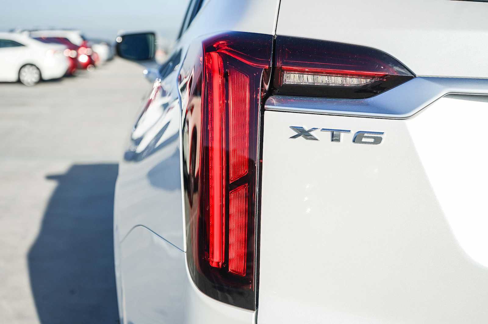 Used 2025 Cadillac XT6 Premium Luxury FWD image 9