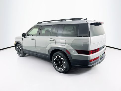 Used 2024 Hyundai Santa Fe SEL FWD image 5