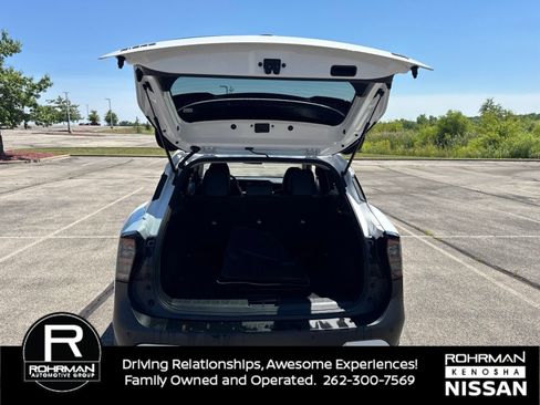 Certified 2025 Nissan Kicks SR FWD image 13