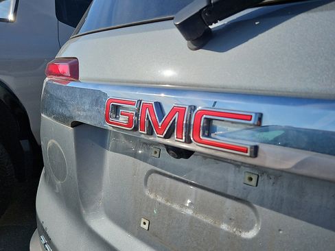 Used 2023 GMC Acadia SLE w/ Driver Convenience Package AWD/4WD image 8