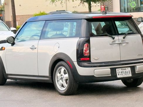 Used 2011 MINI Cooper Clubman FWD image 5
