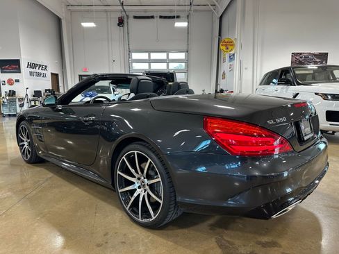 Used 2020 Mercedes-Benz SL 550 image 10