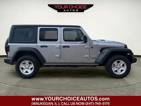 Used 2018 Jeep Wrangler Unlimited Sport AWD/4WD image 7