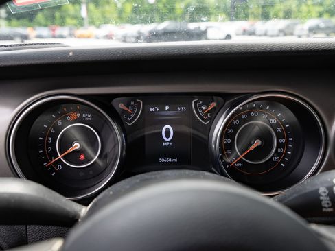 Used 2022 Jeep Wrangler Unlimited Sport AWD/4WD image 27
