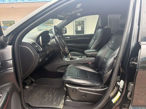 Used 2021 Jeep Grand Cherokee Trailhawk w/ Premium Lighting Group image 10