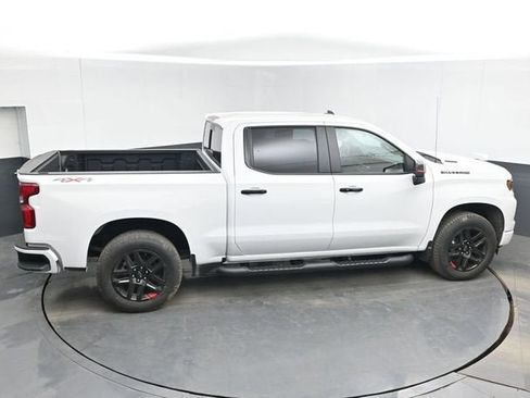 New 2026 Chevrolet Silverado 1500 RST w/ Redline Edition AWD/4WD image 39
