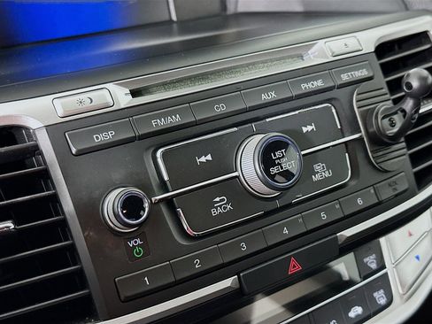 Used 2014 Honda Accord Sport image 14