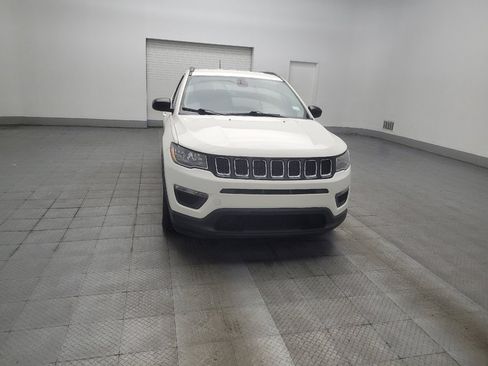 Used 2018 Jeep Compass Sport w/ Tech Group FWD image 14