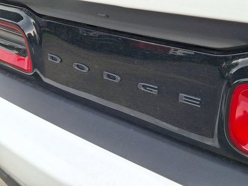 Used 2021 Dodge Challenger SXT w/ Driver Convenience Group AWD/4WD image 29
