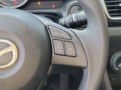 Used 2014 MAZDA MAZDA3 i Sport image 24