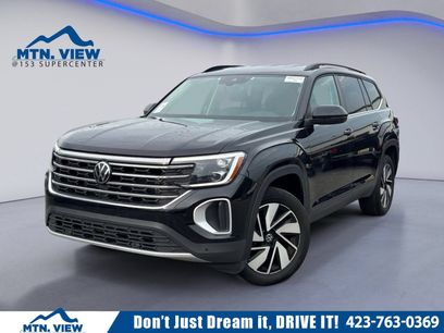 Used 2025 Volkswagen Atlas SE