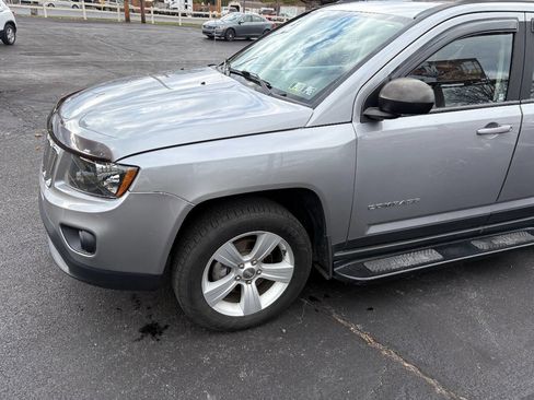Used 2014 Jeep Compass Sport w/ Power Value Group image 9