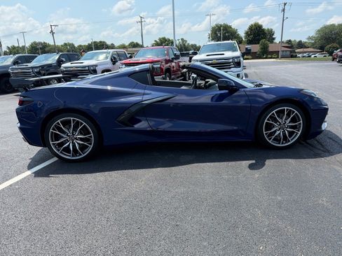 Used 2025 Chevrolet Corvette Stingray Preferred Cpe w/ Chrome Exterior Badge Package RWD image 12