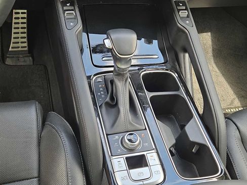 Used 2024 Kia Telluride SX w/ Towing Package image 59