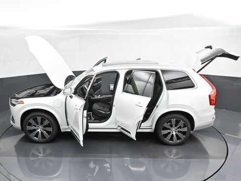 New 2025 Volvo XC90 T8 Core w/ Protection Package Premier AWD/4WD image 51