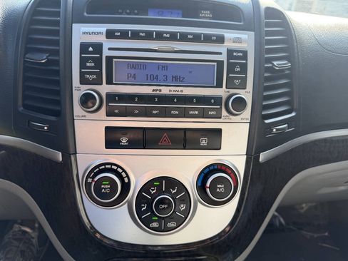 Used 2008 Hyundai Santa Fe GLS FWD image 10