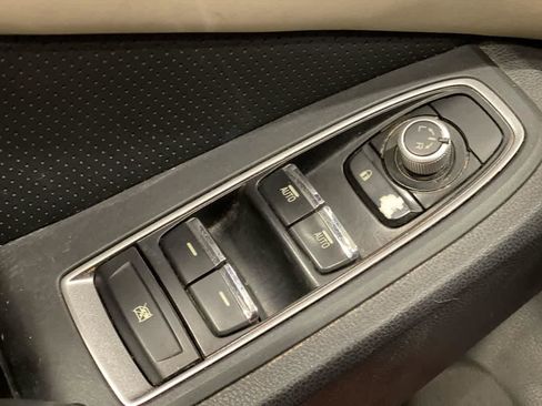 Used 2019 Subaru Ascent Limited w/ Popular Package #2A image 15