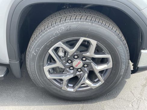 New 2026 GMC Sierra 1500 SLT w/ SLT Premium Package image 30