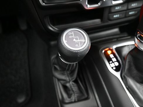 New 2026 Jeep Gladiator Sport AWD/4WD image 21