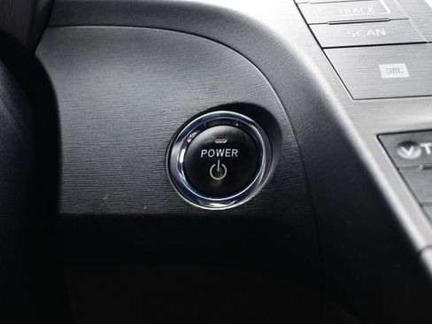 Used 2011 Toyota Prius Four FWD image 19