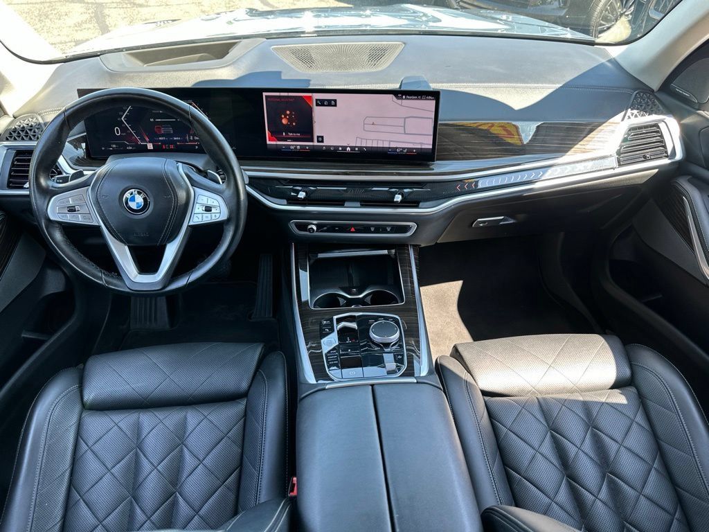 Used 2024 BMW X7 xDrive40i AWD/4WD image 59