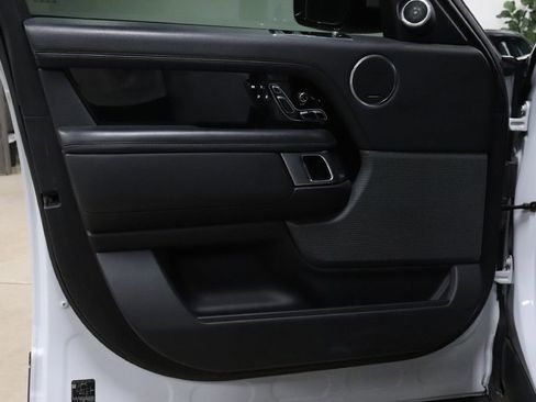 Used 2019 Land Rover Range Rover Supercharged image 9