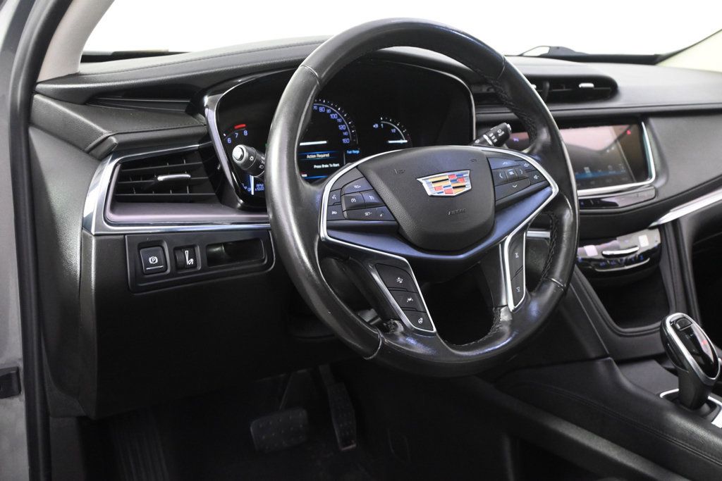 Used 2019 Cadillac XT5 Premium Luxury AWD/4WD image 12
