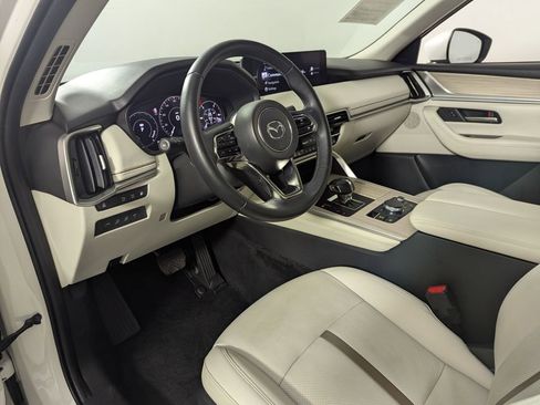 Used 2024 MAZDA CX-90 Plug-In Hybrid w/ Premium Plus image 32