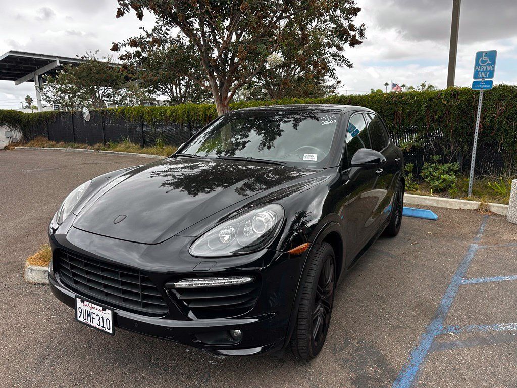 Used 2013 Porsche Cayenne GTS AWD/4WD image 16
