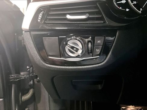 Used 2019 BMW 540i xDrive w/ Convenience Package image 34