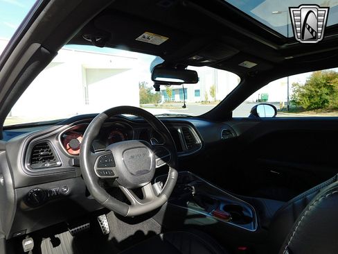 Used 2020 Dodge Challenger SRT Super Stock image 19