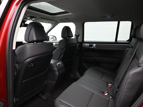 Used 2025 Hyundai Santa Fe XRT image 30