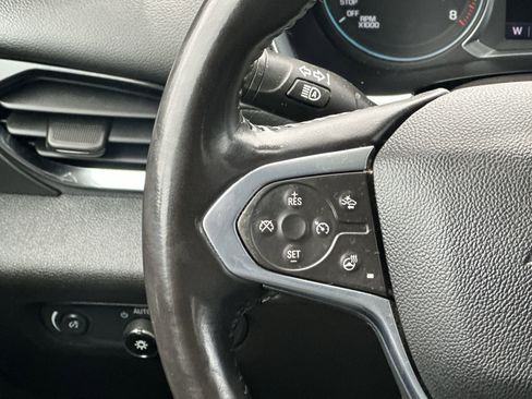 Used 2021 Chevrolet Traverse LT FWD image 20