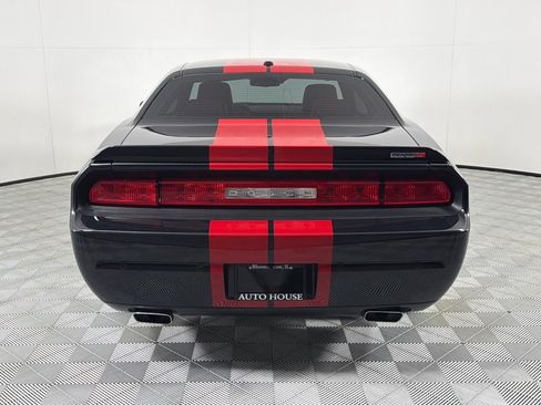 Used 2014 Dodge Challenger SRT8 w/ Harman/Kardon Audio Group RWD image 6