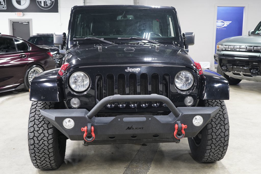 Used 2015 Jeep Wrangler Unlimited Sahara w/ Dual Top Group AWD/4WD image 8