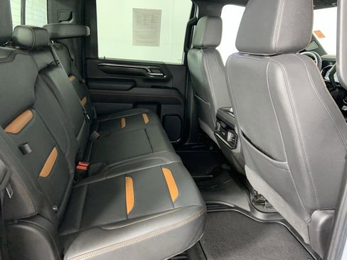 Used 2024 GMC Sierra 2500 AT4 w/ AT4 Premium Plus Package image 14