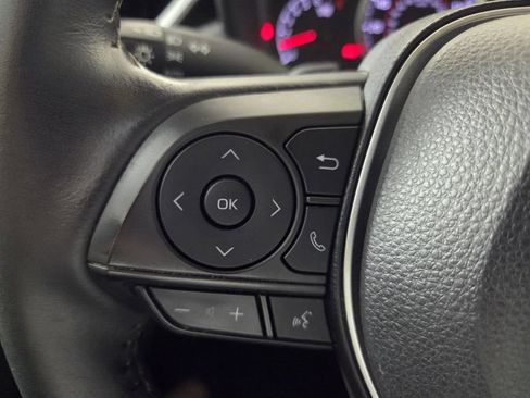 Used 2021 Toyota Corolla SE FWD image 19