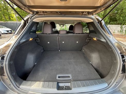 Used 2026 Nissan Kicks SV w/ Cold Weather Package FWD image 31
