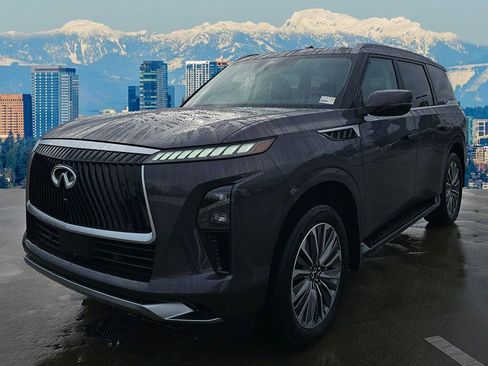 New 2026 INFINITI QX80 Luxe image 3