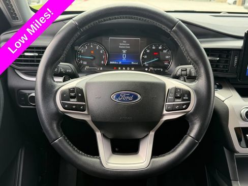 Used 2020 Ford Explorer XLT AWD/4WD image 17