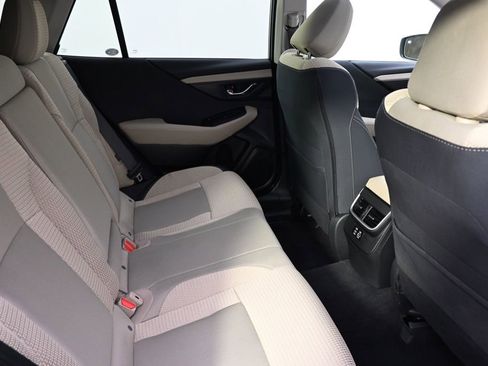 Used 2025 Subaru Outback Premium image 51