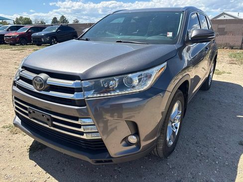 Used 2018 Toyota Highlander Limited AWD/4WD image 1
